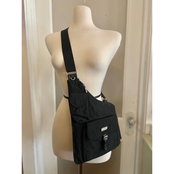 BAGGALLINI Black Slim Nylon Crossbody Bag - Picture 1 of 15